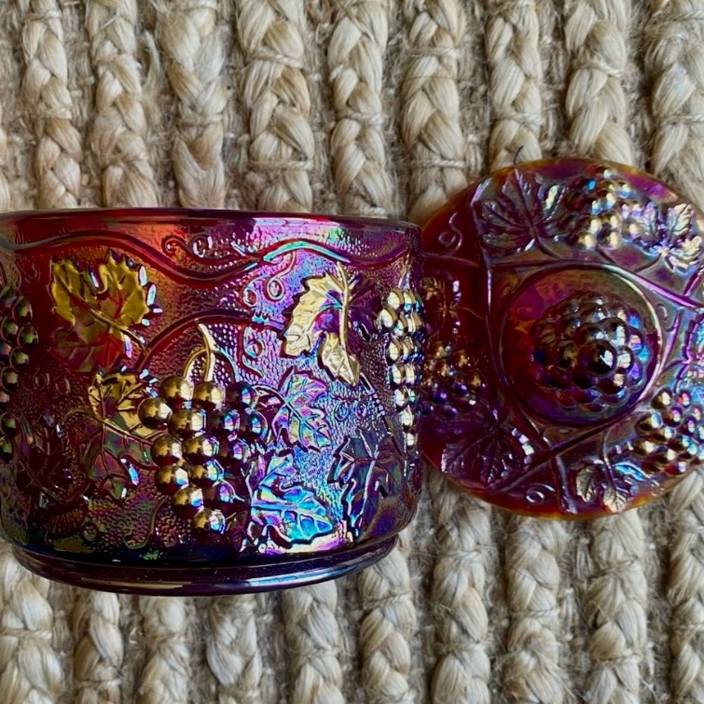 FENTON ART GLASS LTD EDITION PRESIDENT’S COLLECTION COVERED BOX W/ GRAPE… - Picture 4 of 16